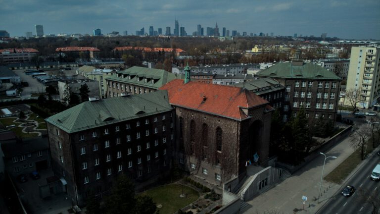 Ekspertyza w serwisie pralek Candy w Warszawie